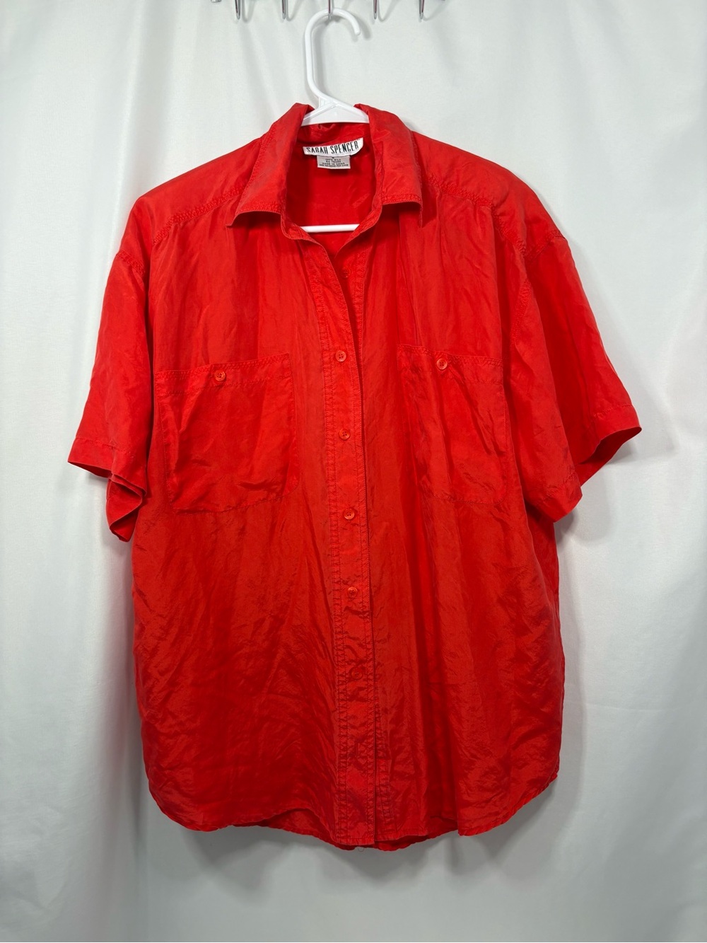 Vintage Sarah Spencer Red Button-Up Shirt 100% Silk in Bright Red Size Small